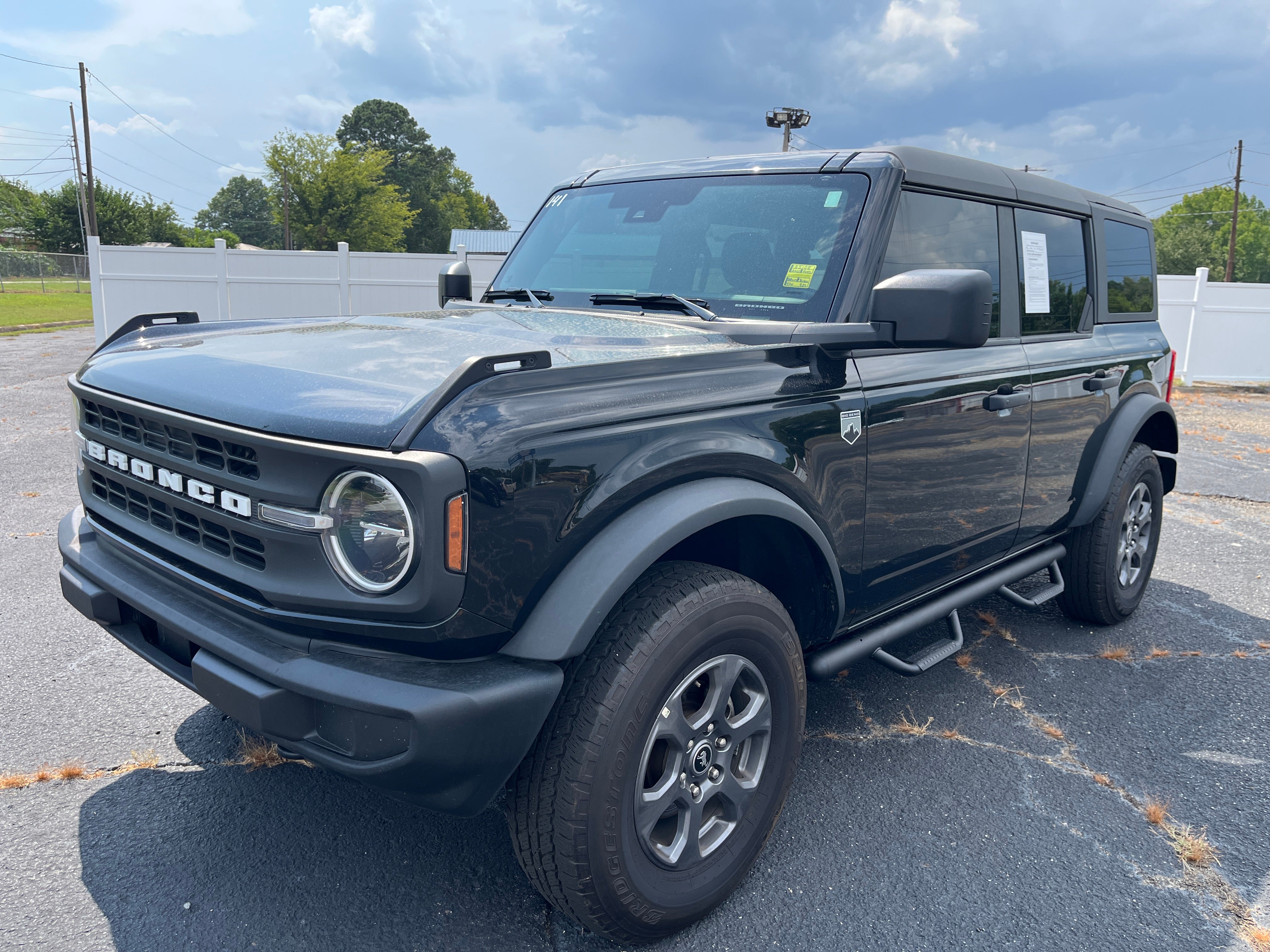 2025 Ford Bronco Big Bend in Black — front three-quarter view